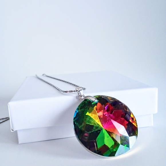 Handcrafted Rainbow Faceted Necklace and Earrings - Picture 3 of 8